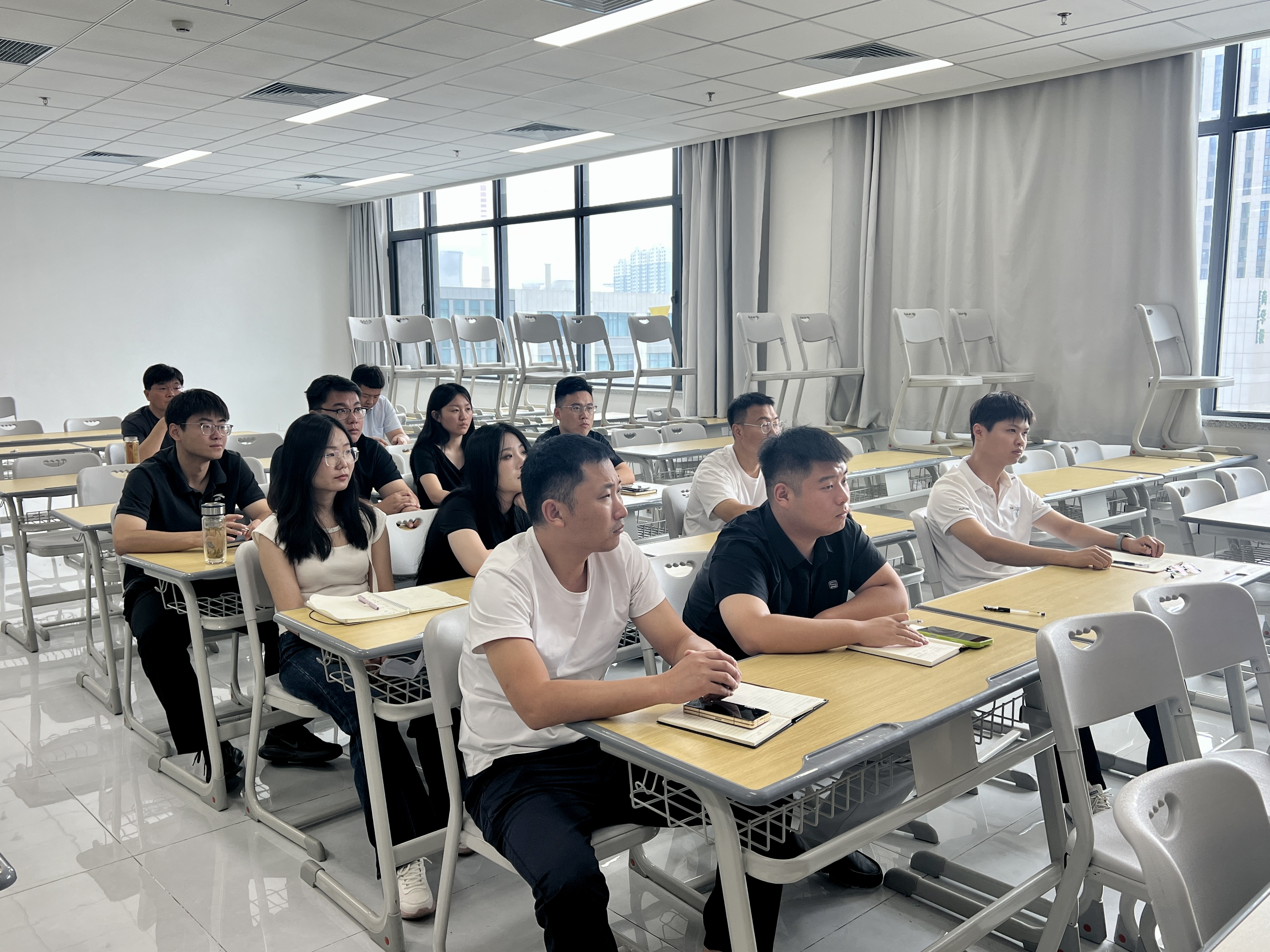 蓄能充电强本领,笃行实干育新人|电子信息学院辅导员暑期专题培训顺利开展